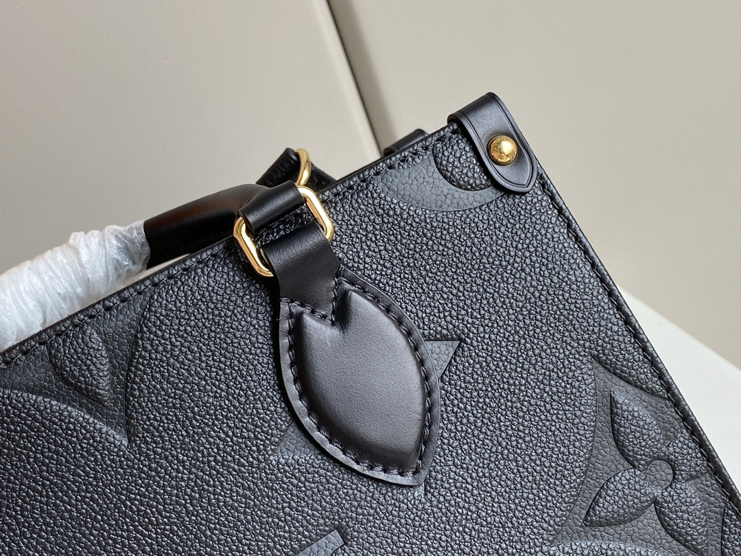 L0vis Vvtt0n OnTheGo Tote M45661 28 x 11 x 19 cm