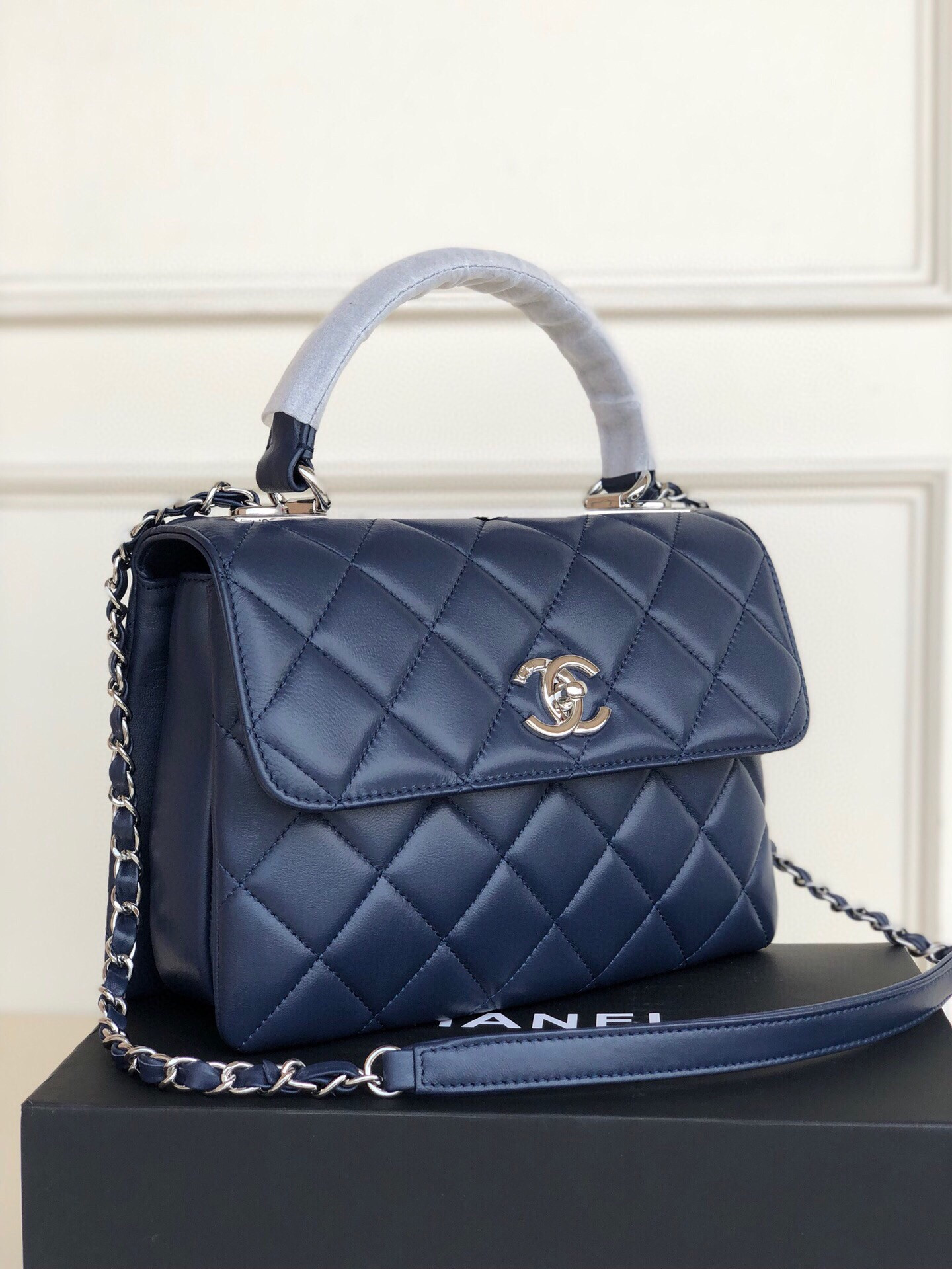 Ch**el FLAP BAG WITH TOP HANDLE 6.6 × 9.8 × 4.7 in