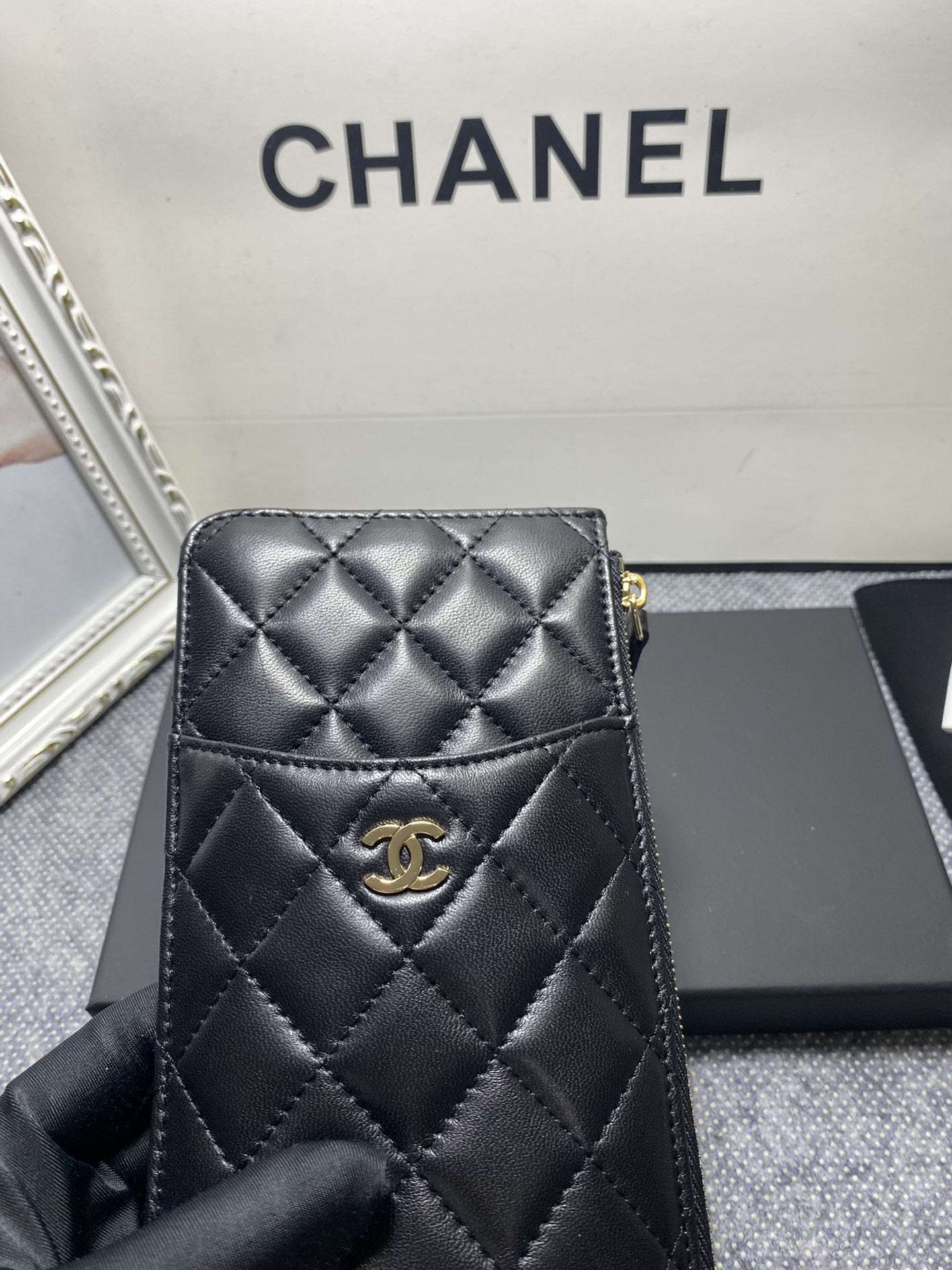 Ch**el LONG ZIPPED WALLET 19-11cm