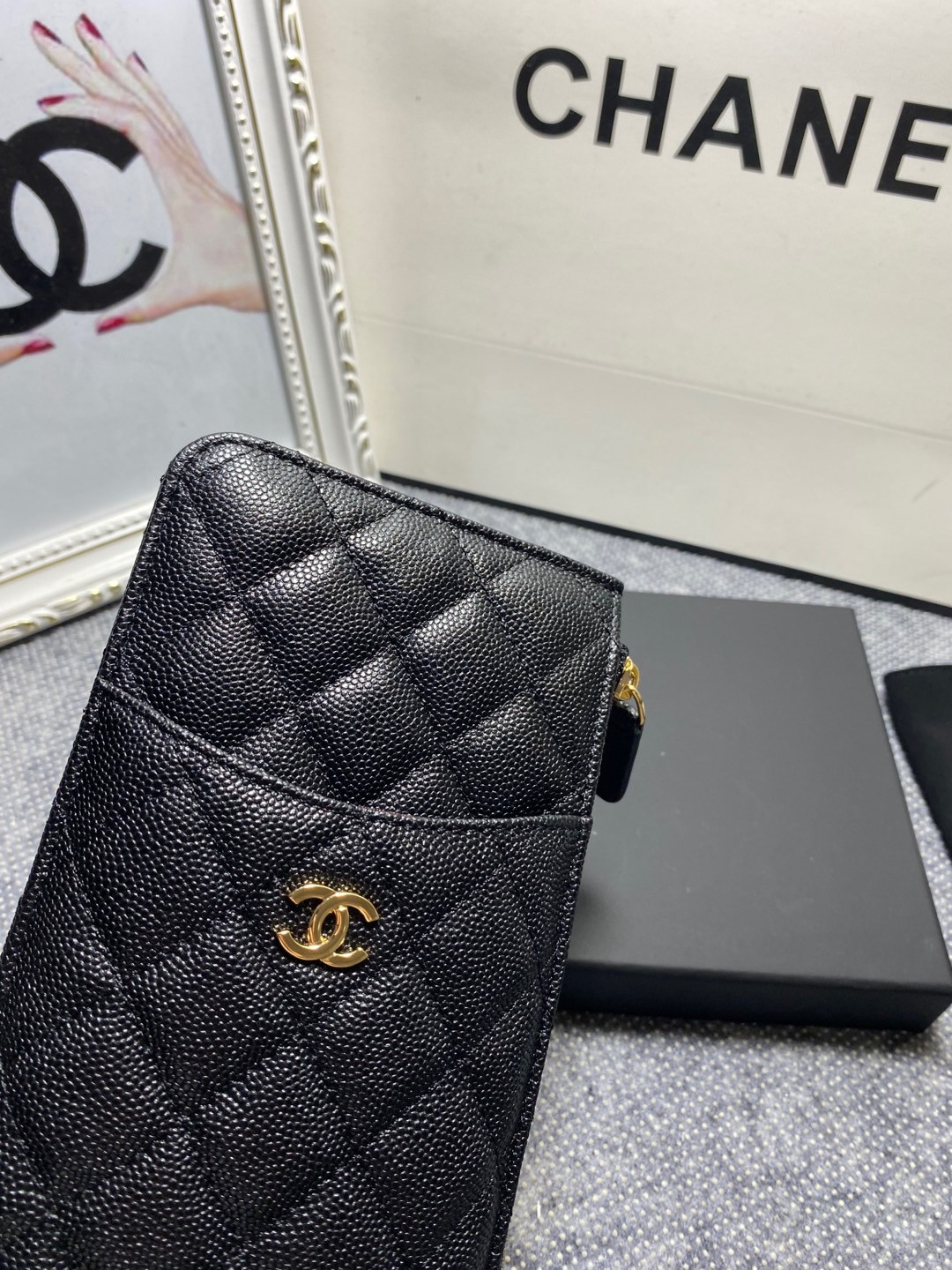 Ch**el LONG ZIPPED WALLET 19-11cm