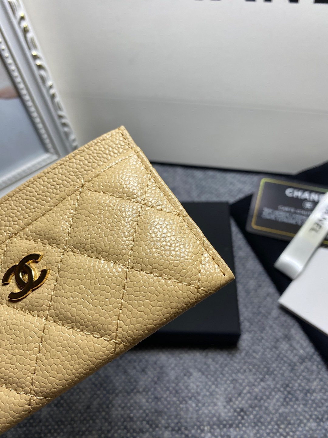 Ch**el CARD HOLDER 10cm