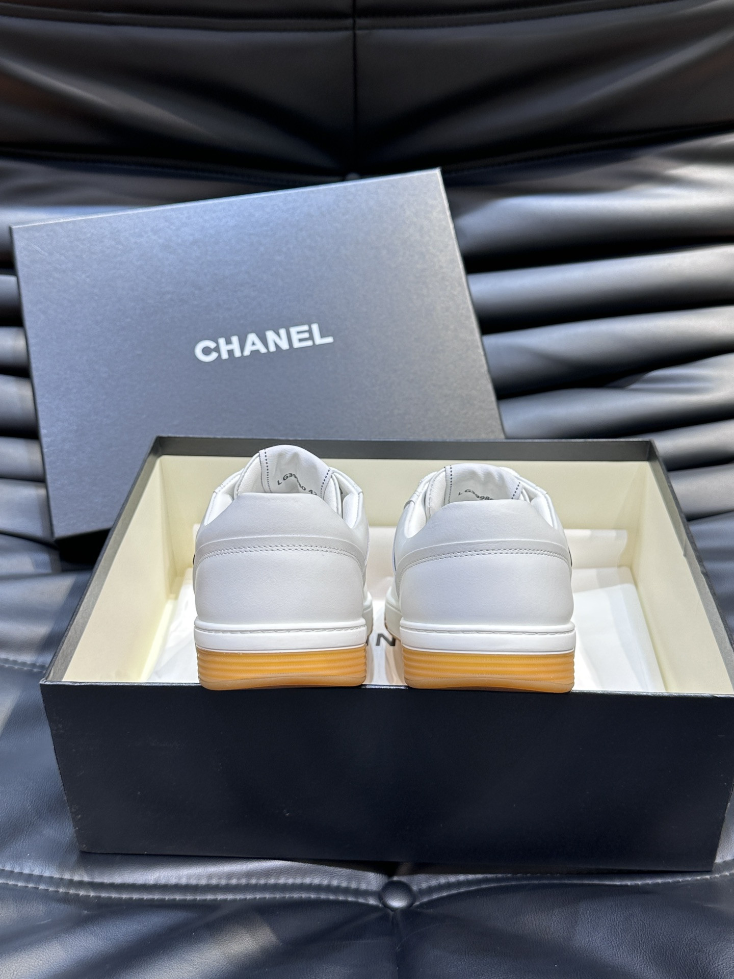 UA Ch**el SNEAKER Calfskin