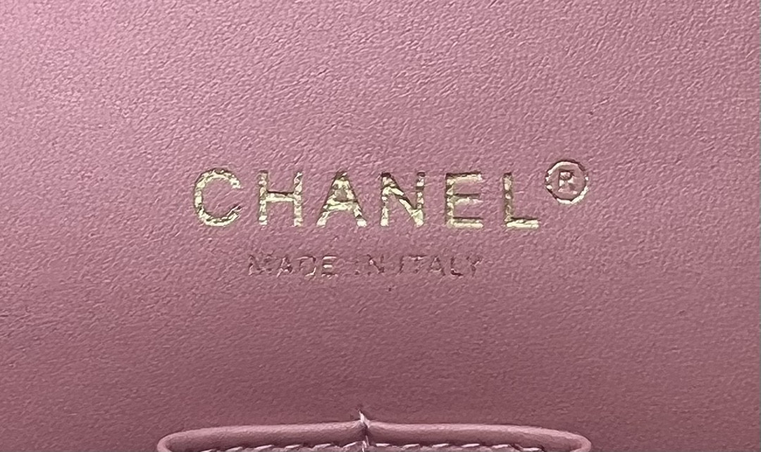 CHANEL CLASSIC 11.12 HANDBAG Tweed & Gold-Tone Metal 6 × 9.9 × 2.5 in