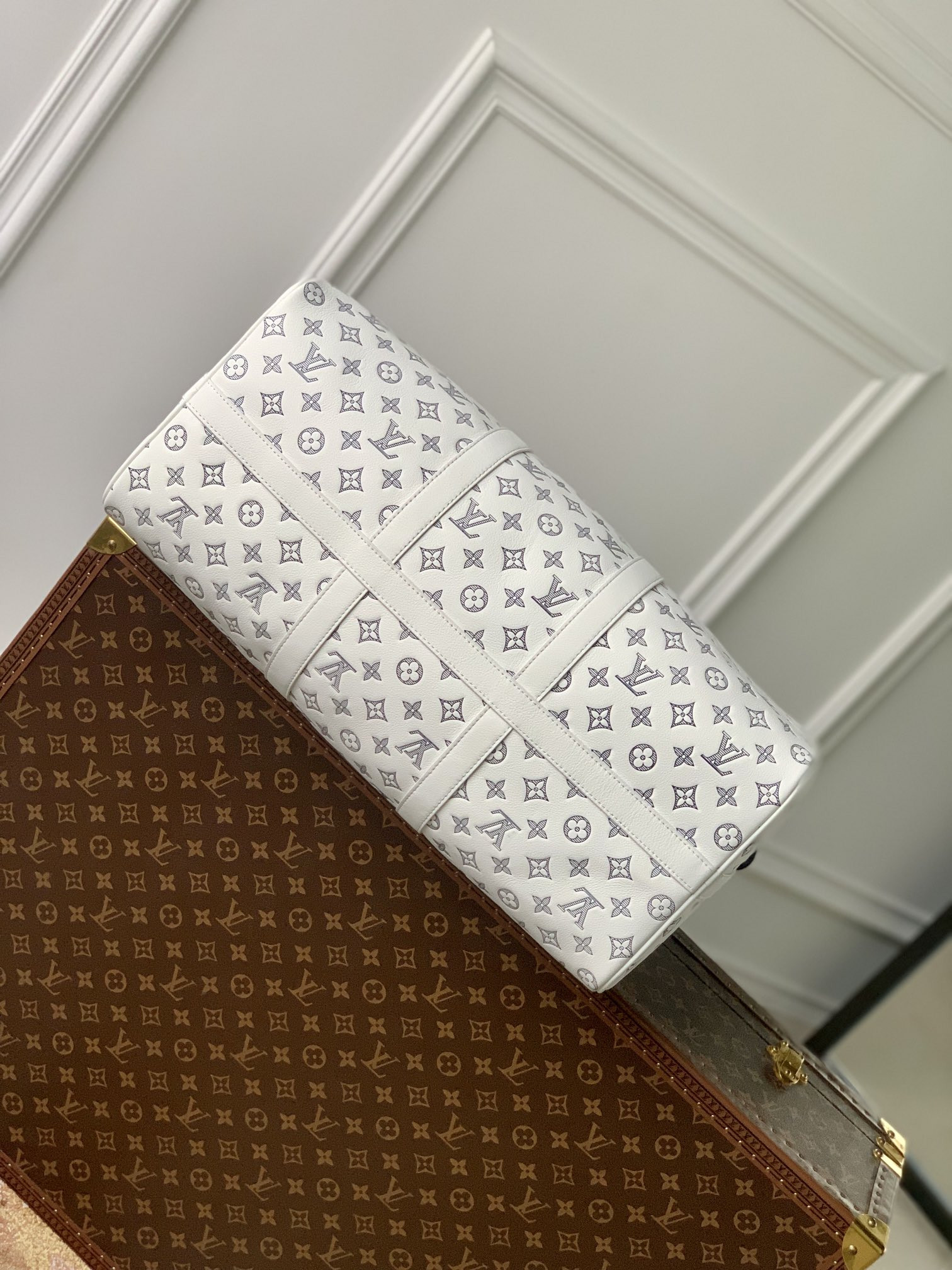 LV Keepall Bandoulière 50 M24954 19.7 x 11.4 x 9.1 inches