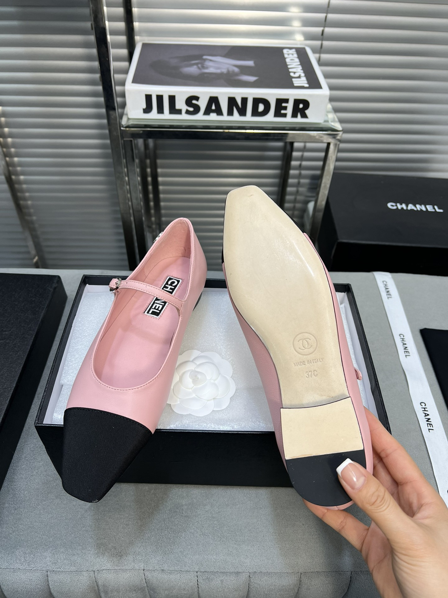 UA Ch**el MARY JANES  Lambskin