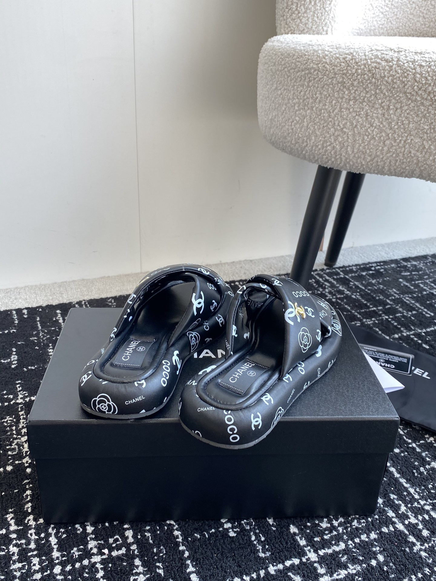 UA Ch**el SLIPPERS