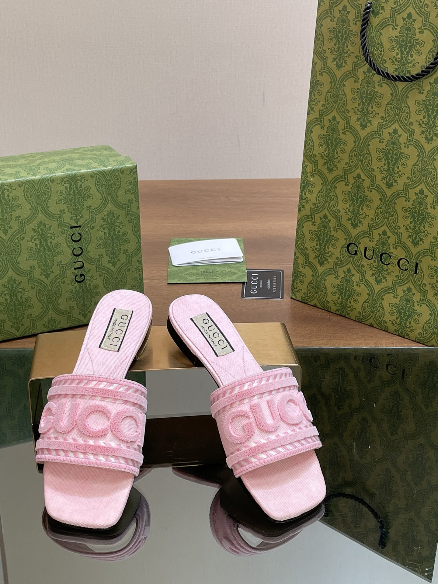 UA Gvc*1 WOMEN