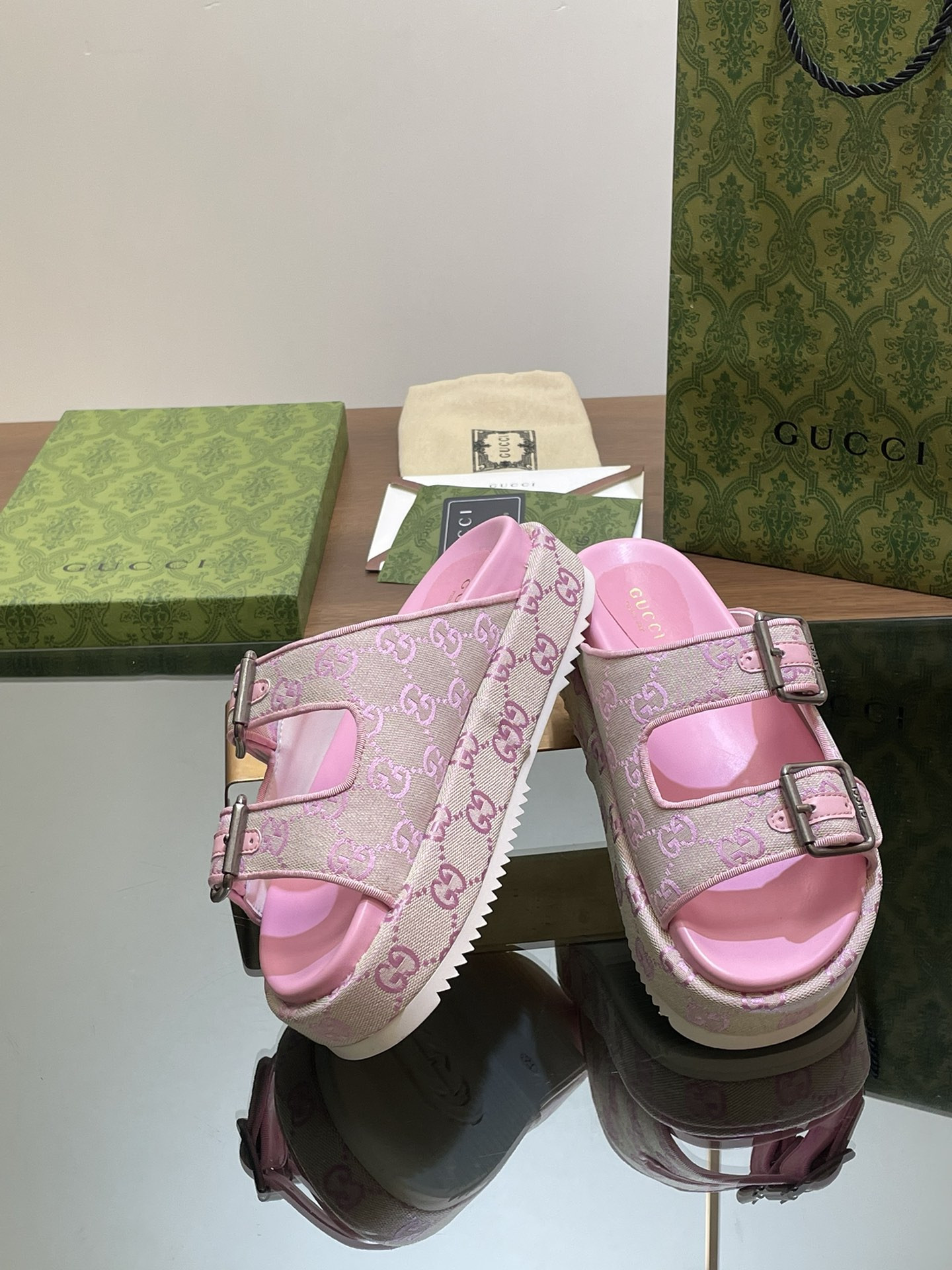 UA Gvc*1 SANDAL WITH DOUBLE G