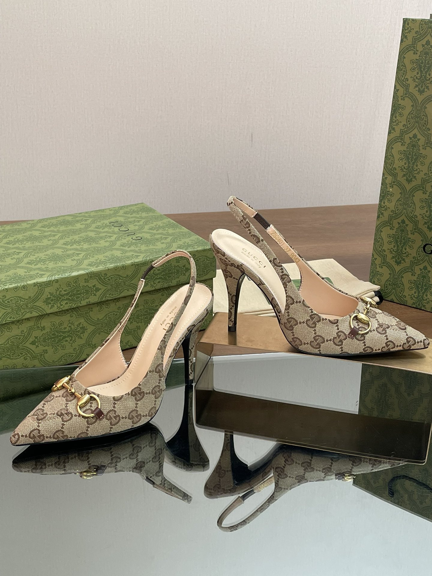 UA Gvc*1 WOMEN