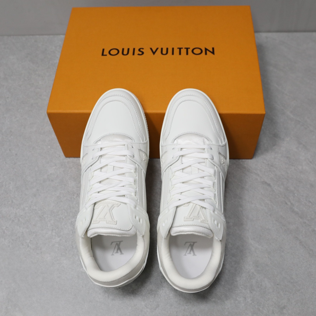 UA LV Trainer Sneaker