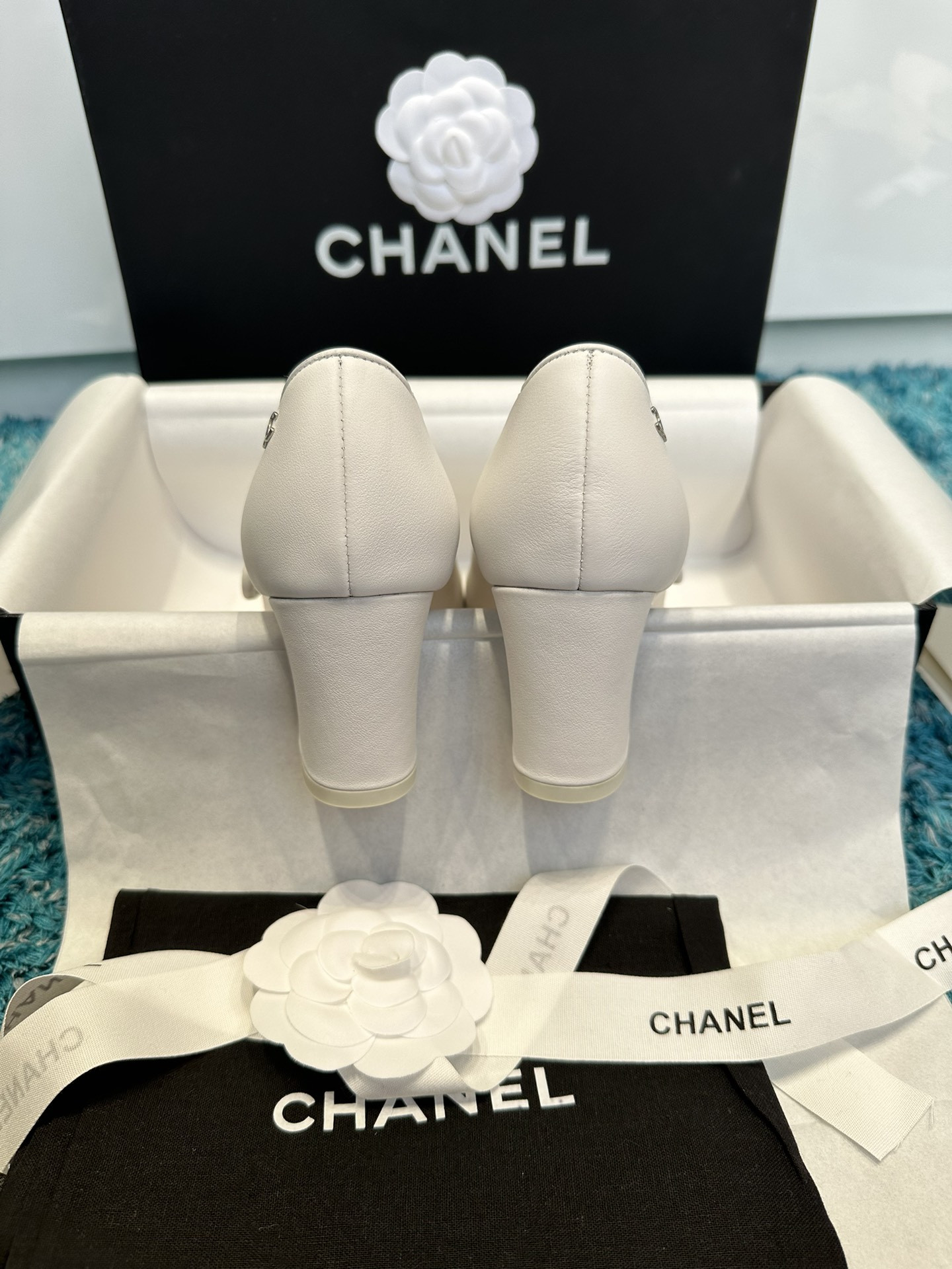 UA Ch**el MARY JANES Pump