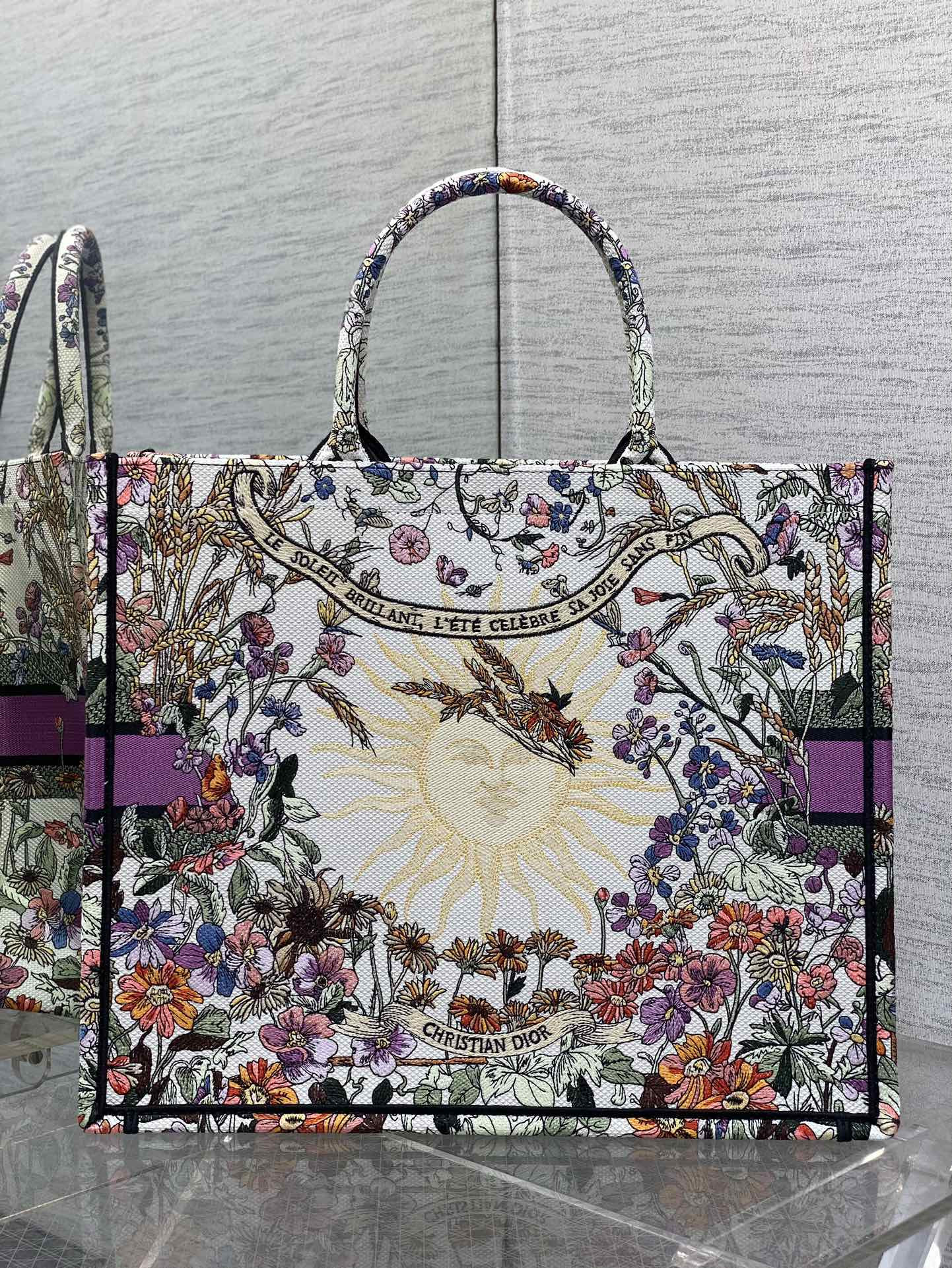 D10r Book Tote Ecru Multicolor D10r 4 Saisons Été Soleil Embroidery 42 x18 x35cm