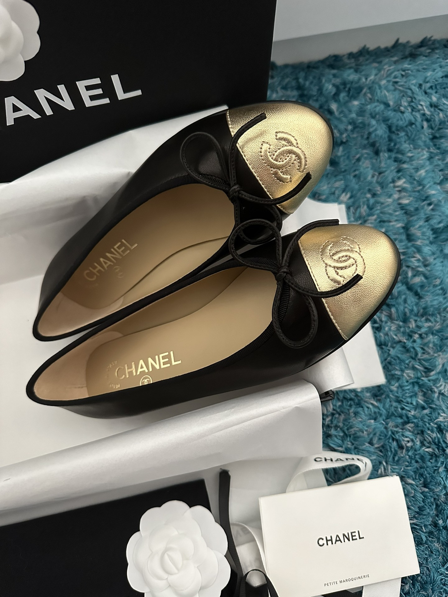 UA Ch**el BALLET FLATS