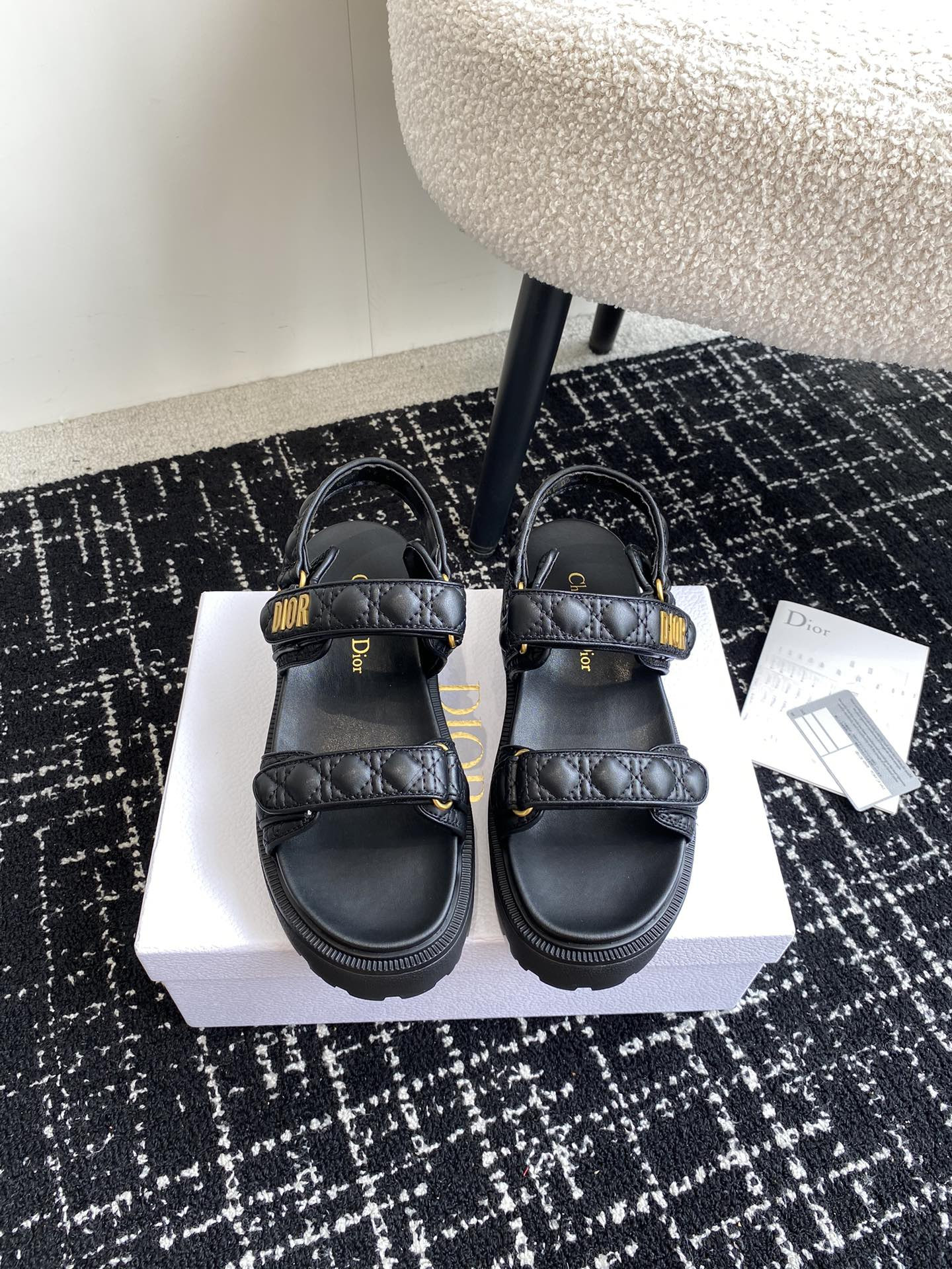 UA D10ract Platform Sandal