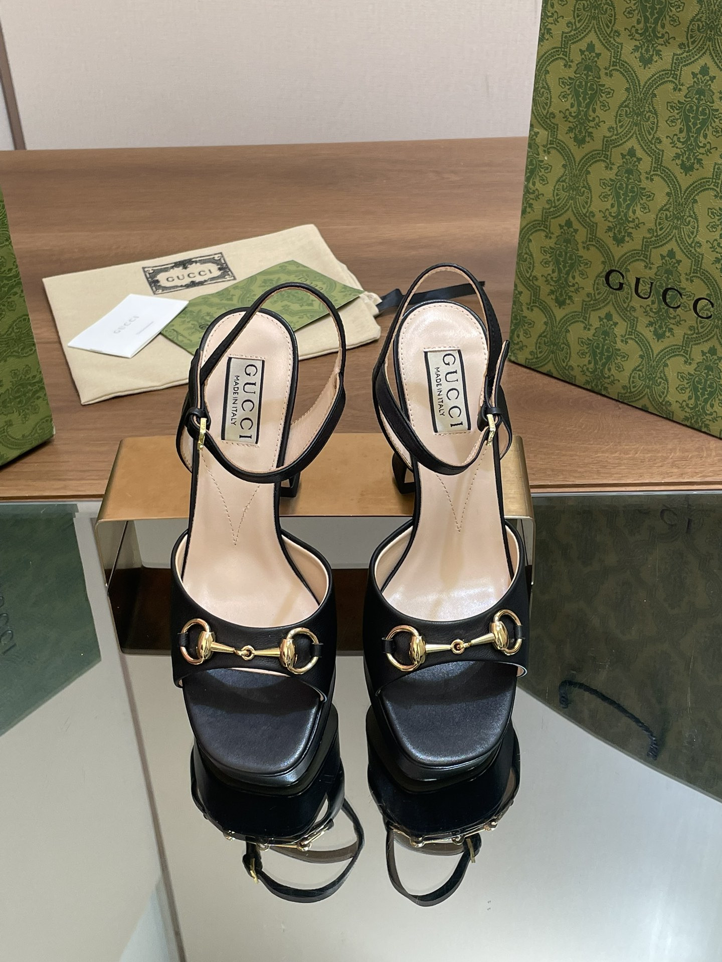 UA Gvc*1 WOMEN