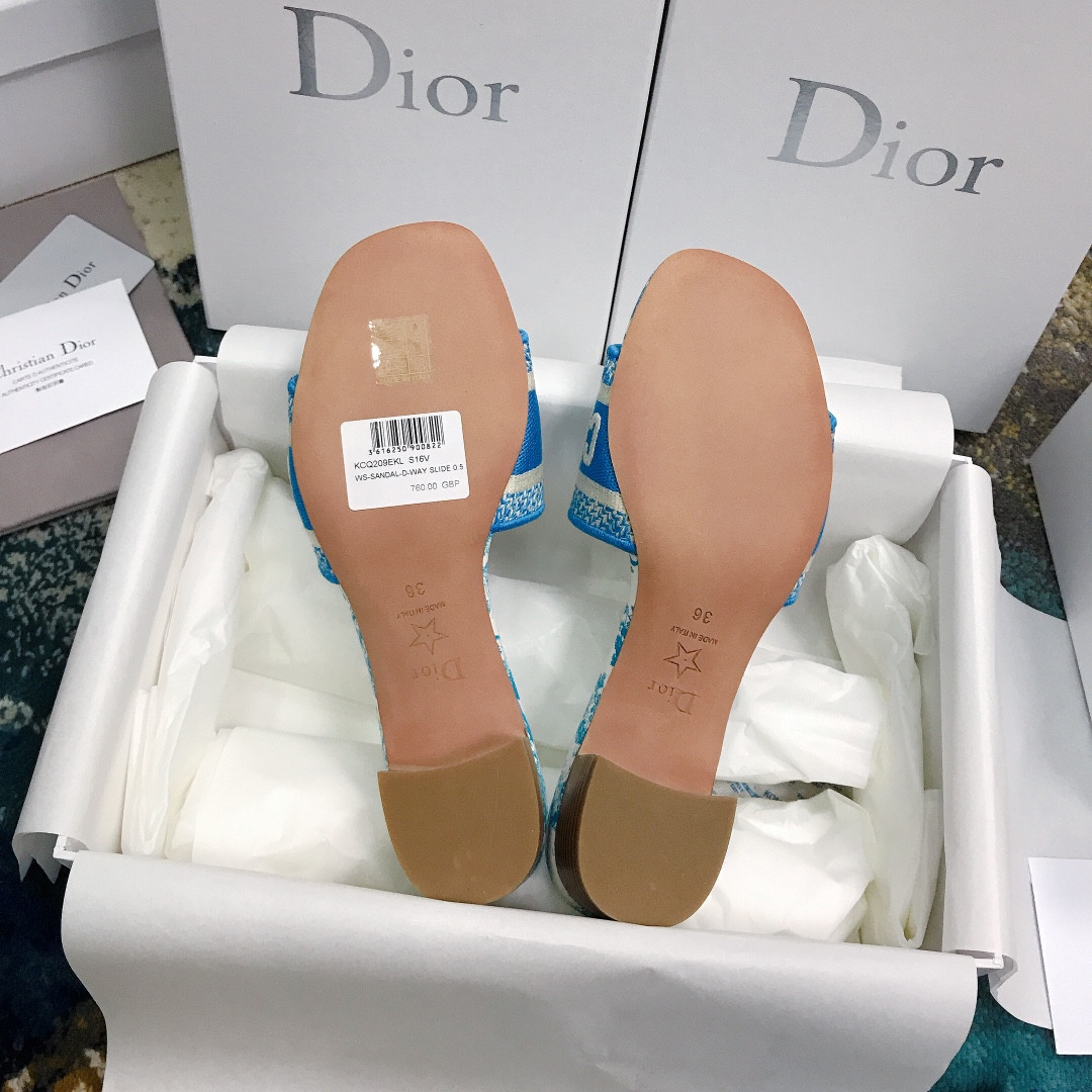 UA D10r Dway Heeled Slide