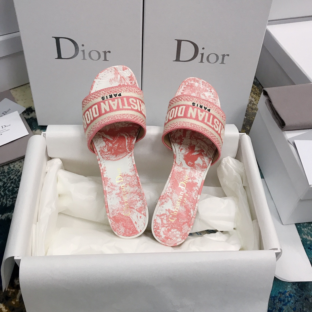 UA D10r Dway Heeled Slide