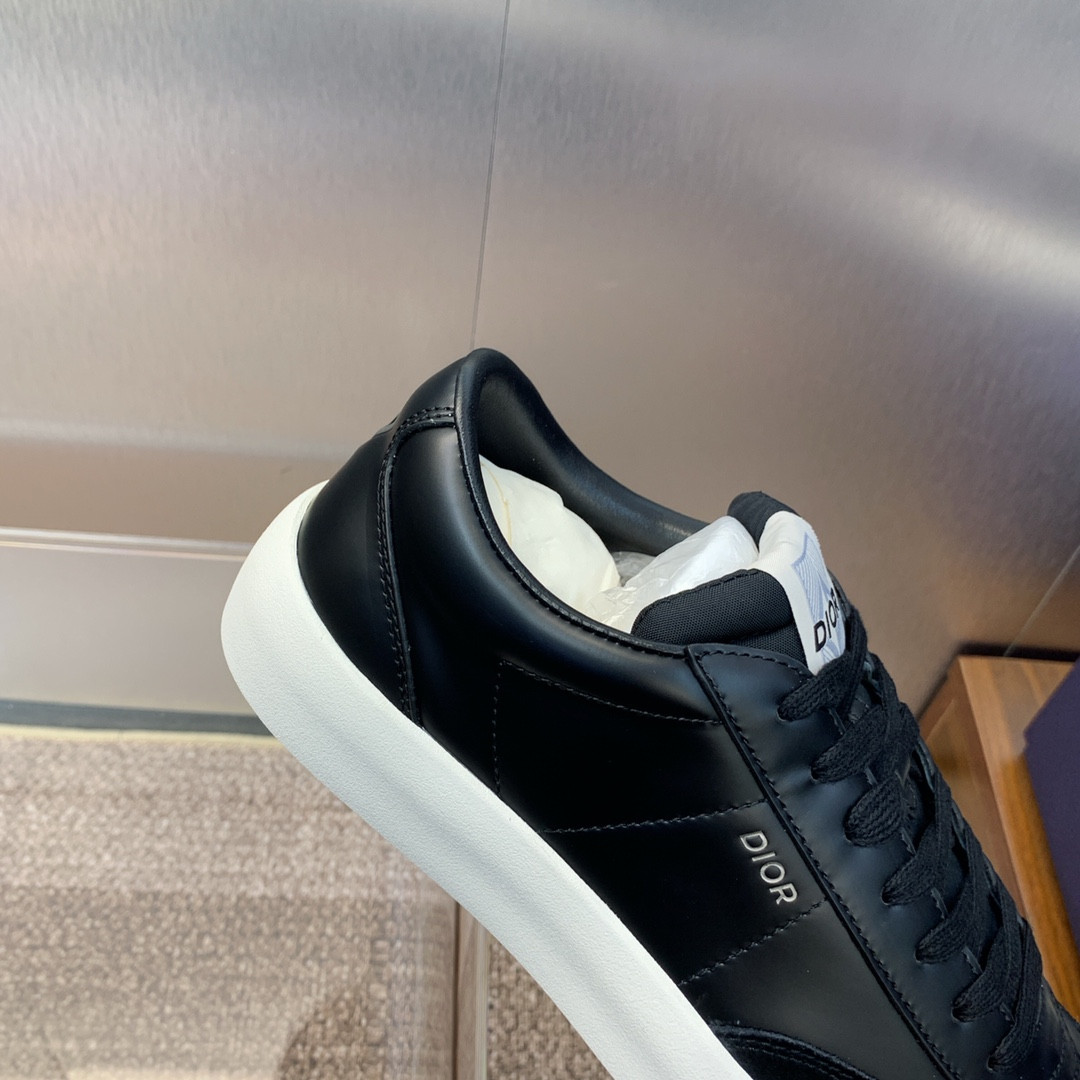 UA D10r B101 Sneaker