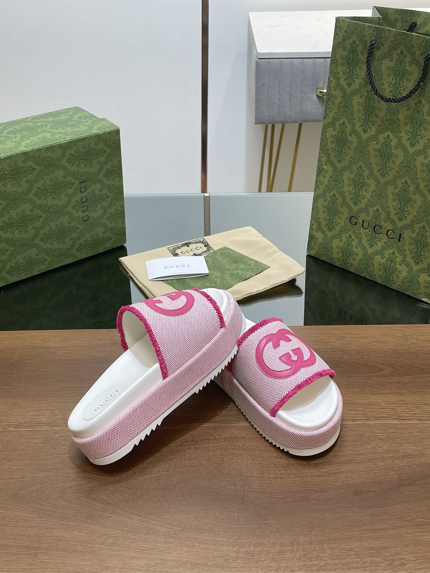 UA Gvc*1 WOMEN