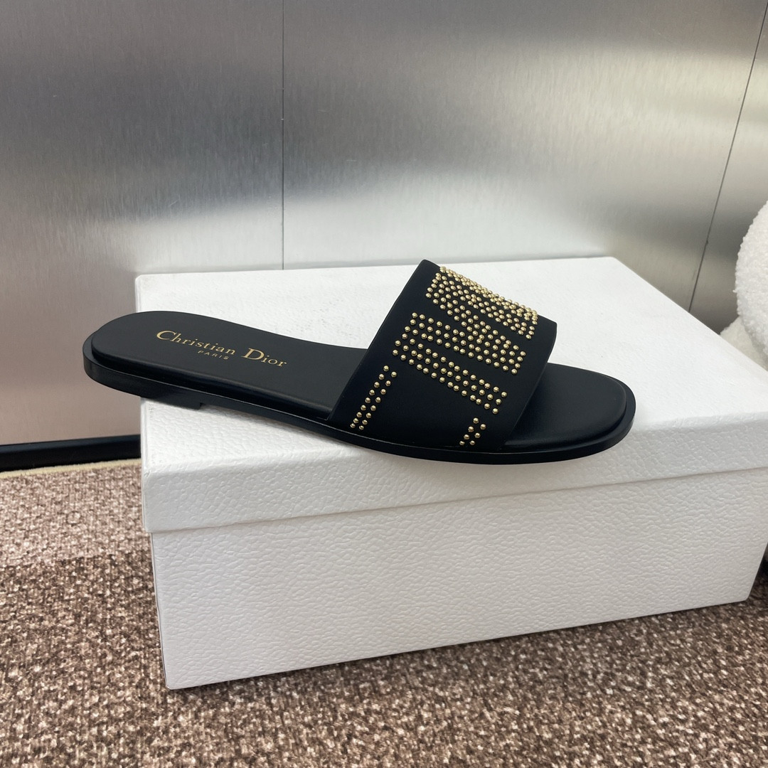 UA D10r Dway Slide