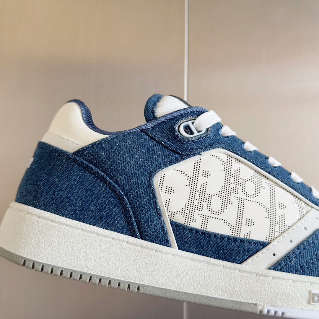 UA D10r B27 Sneaker