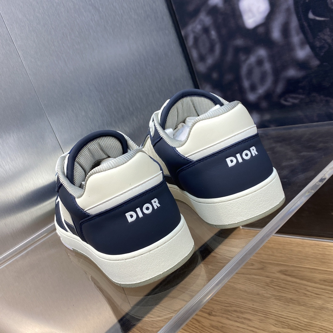 UA D10r B27 Sneaker