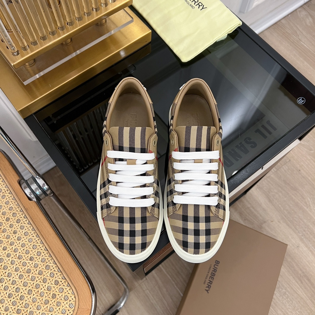 UA Bv*b*rry Check  Sneakers