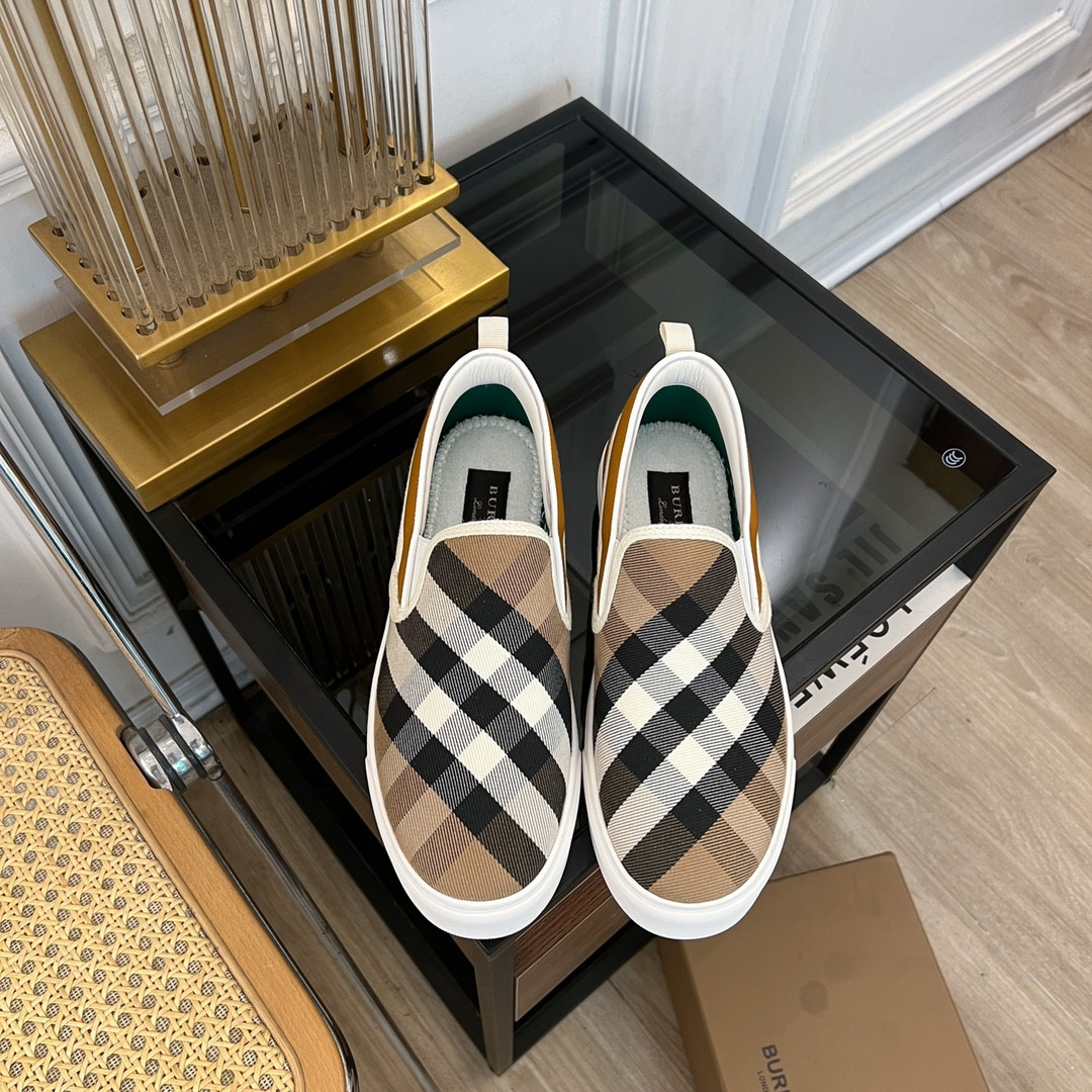 UA Bv*b*rry Slip On Sneakers