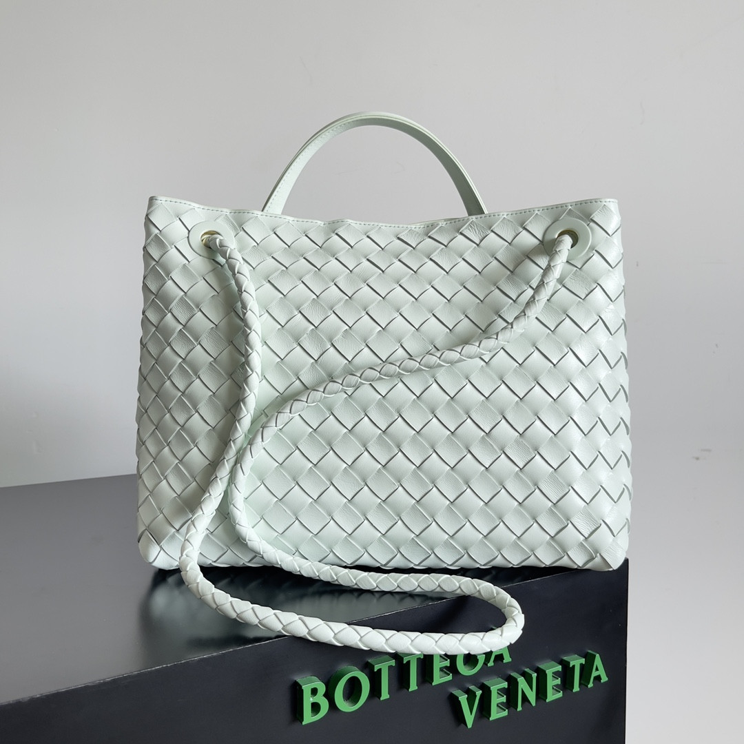B0tt*ga Ven*ta Medium Andiamo 32x25x11CM