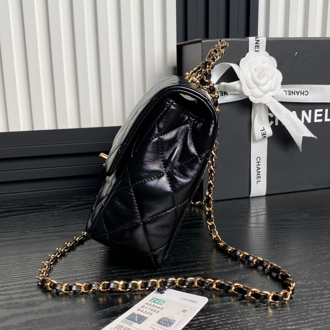 Ch**el WALLET ON CHAIN 17x25x8cm