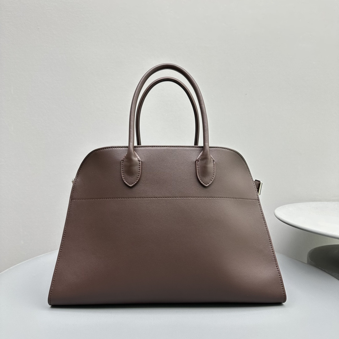 The R0w MARGAUX 15 38.5x16x30cm