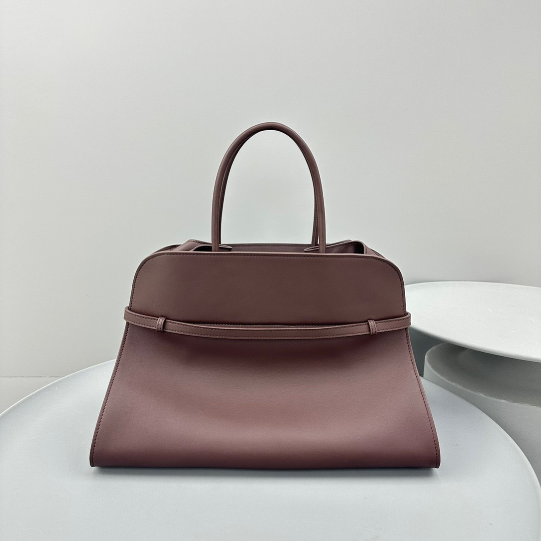 The R0w Margaux belt 15 38.5x16x30cm