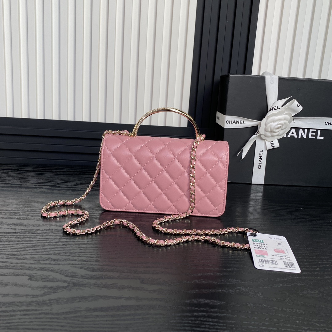Ch**el Clutch With Chain 19cm