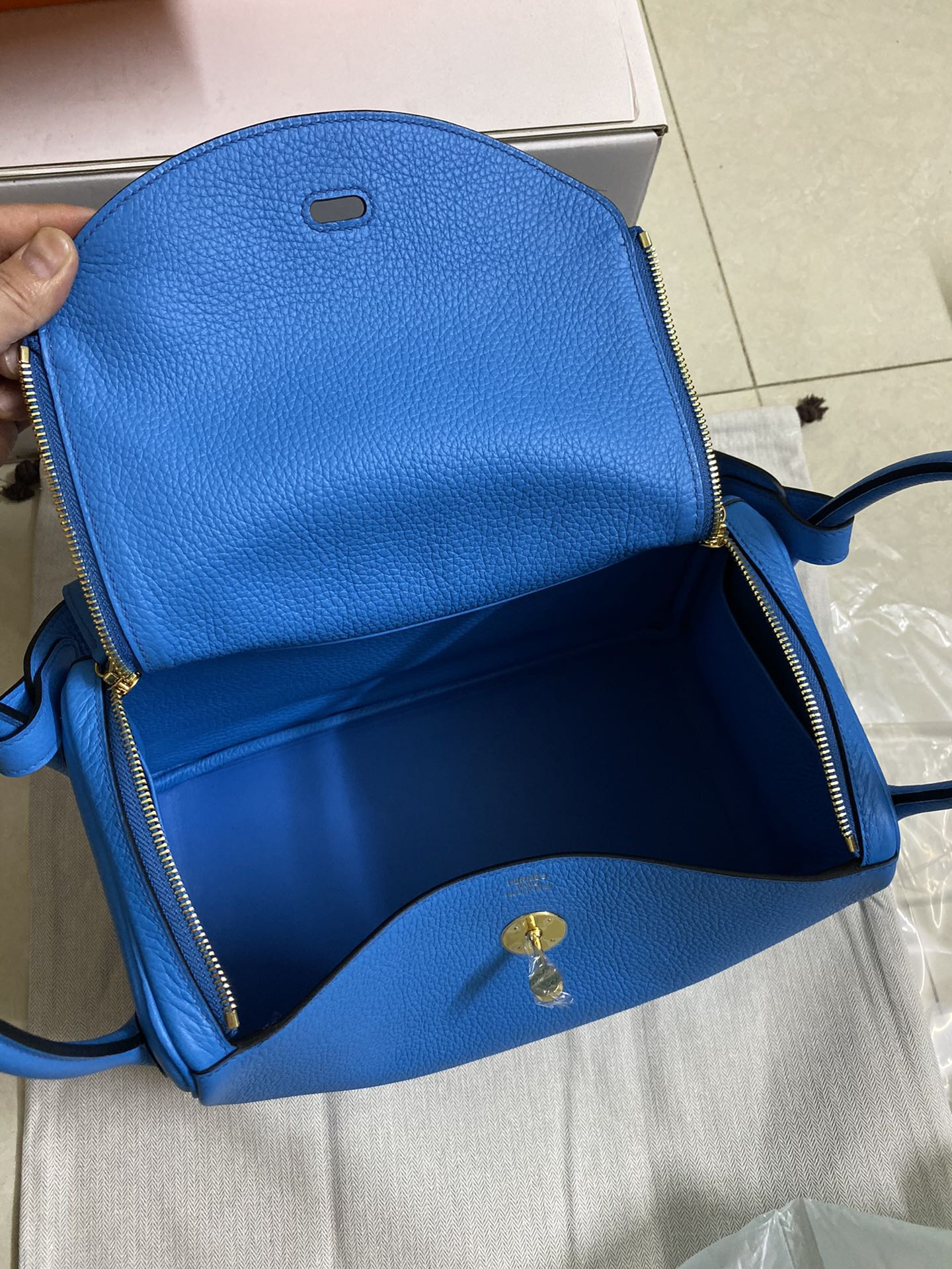 H**me5 Lindy 30cm