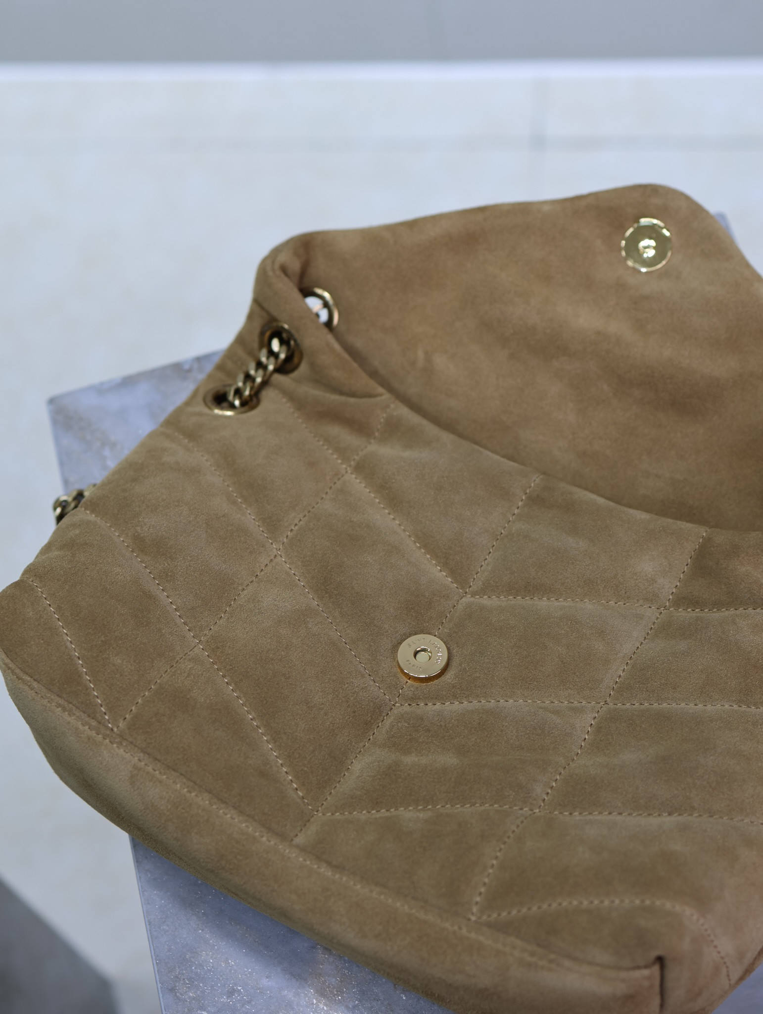 Y51 Loulou Small Puffer (Suede) 29 x 17 x 11cm