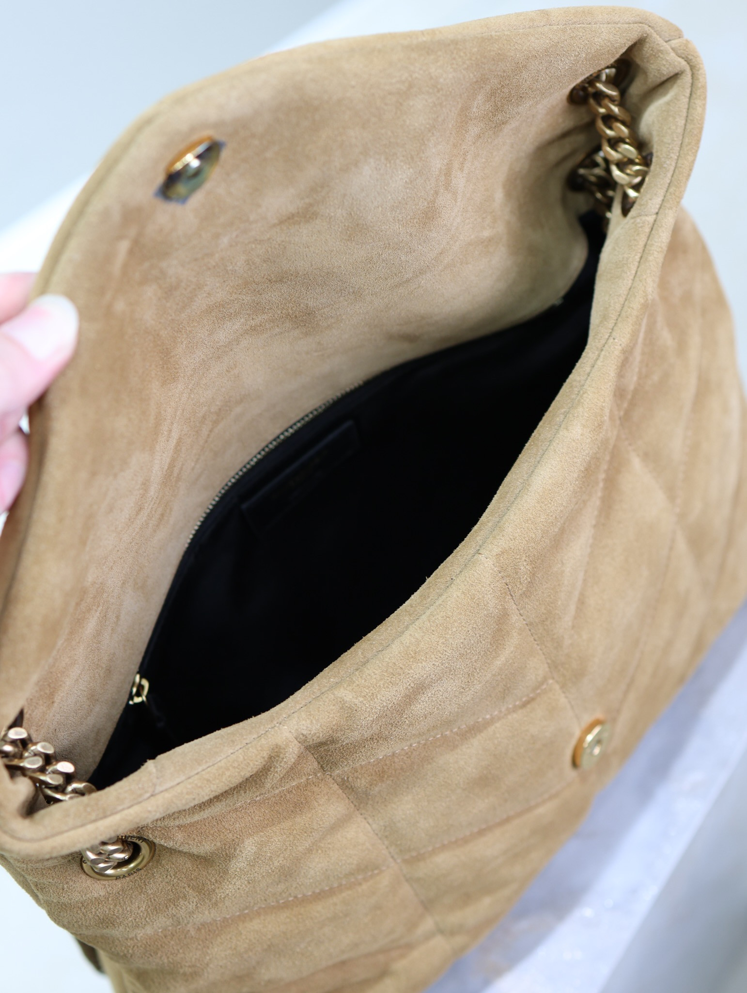 Y51 Loulou Puffer (Suede) 35x23x13.5cm