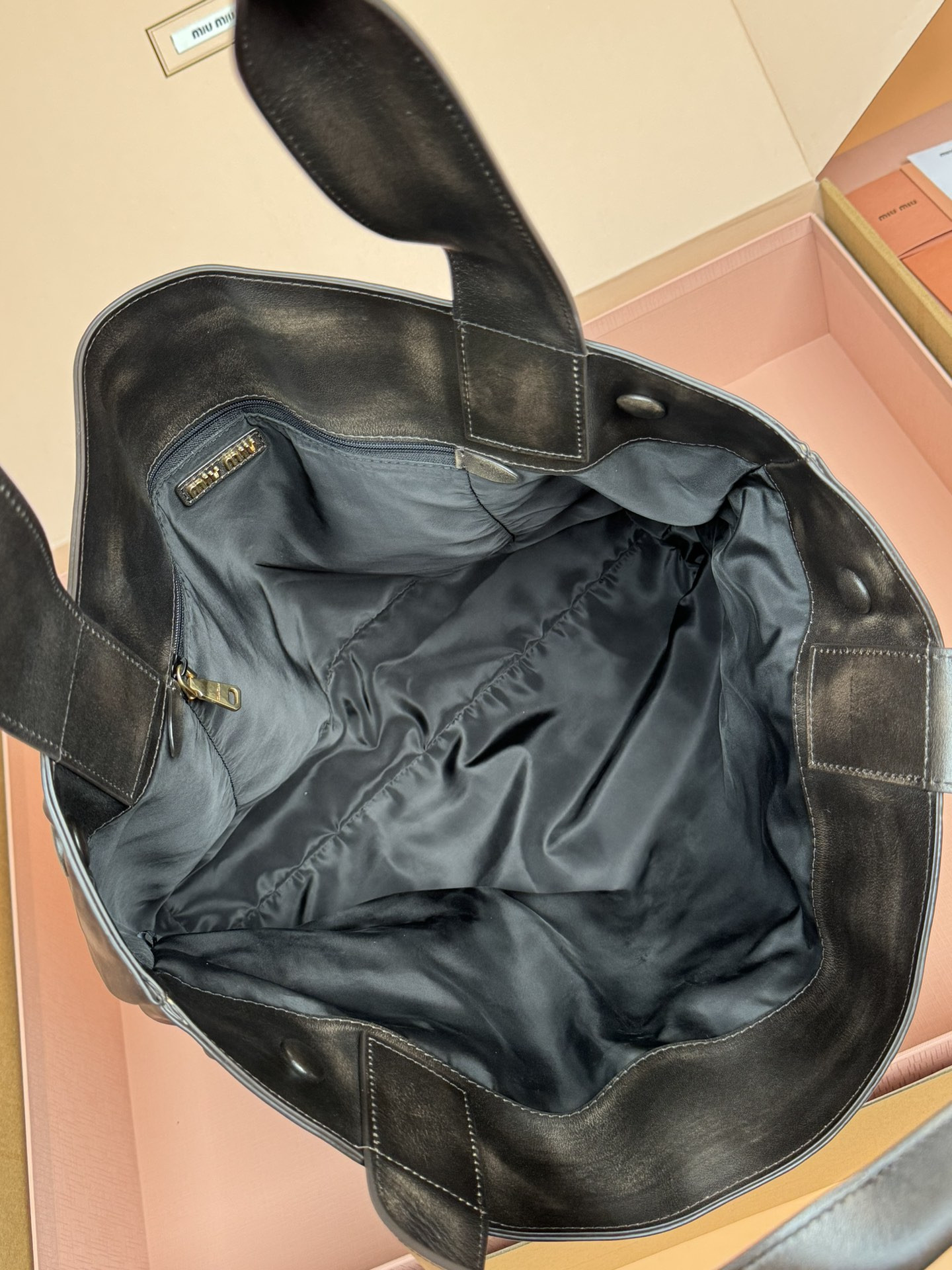 M1v M1v leather hobo bag 39x38.5x11cm