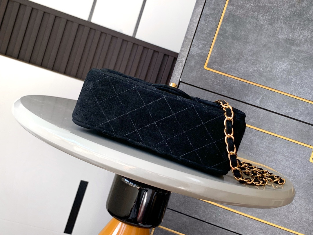 Ch**el MINI CLASSIC 11.12 HANDBAG 20 12×20×6cm