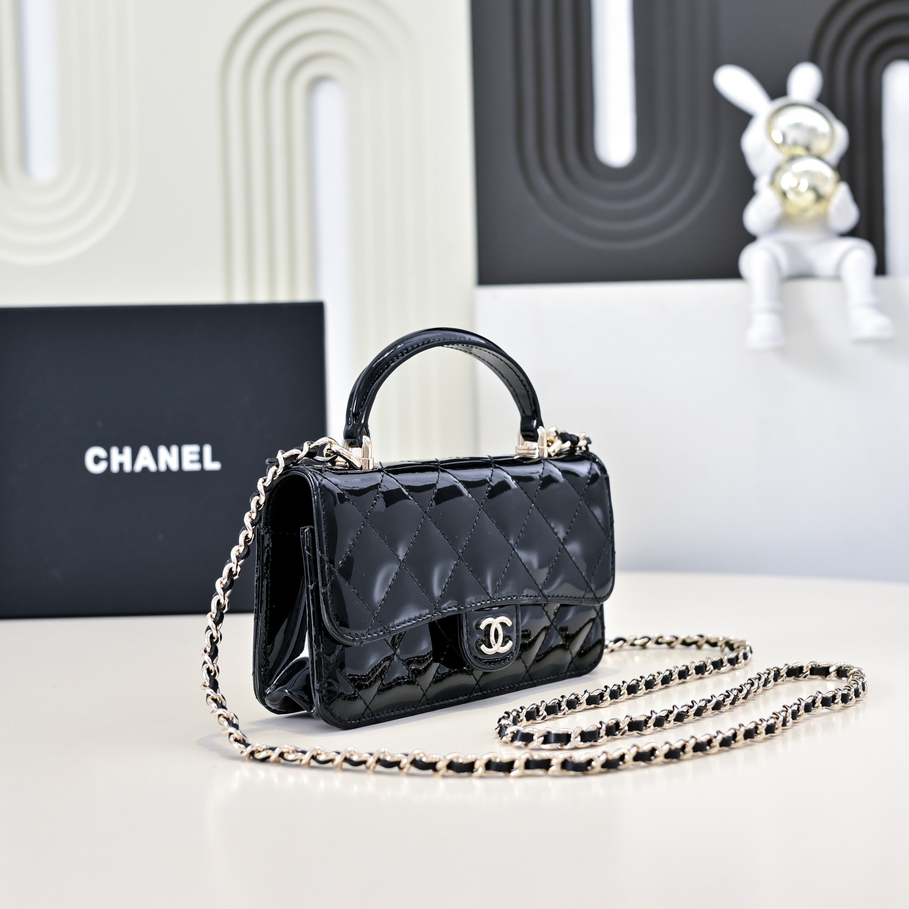 Ch**el Mini Classic Handbag With Top Handle 20x12x6cm