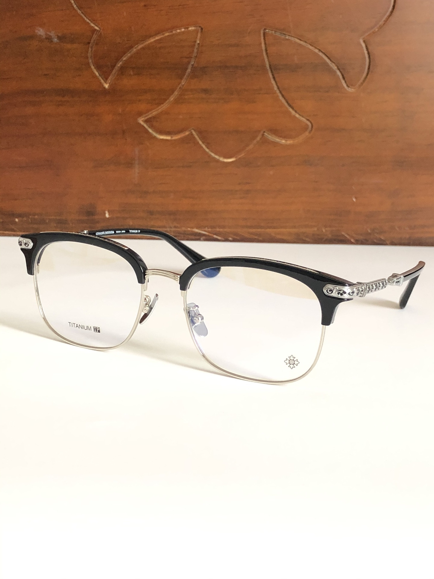 Ch*0me He**ts Glasses VERTICAL SMILE I 57-19-148
