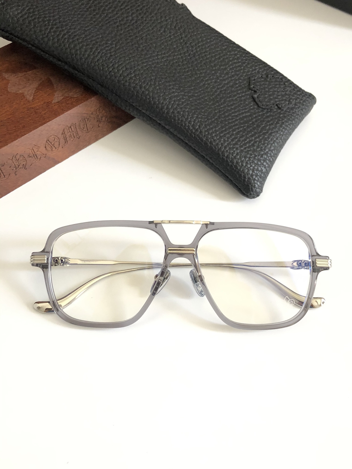 Ch*0me He**ts Glasses CH8182 57-15-148