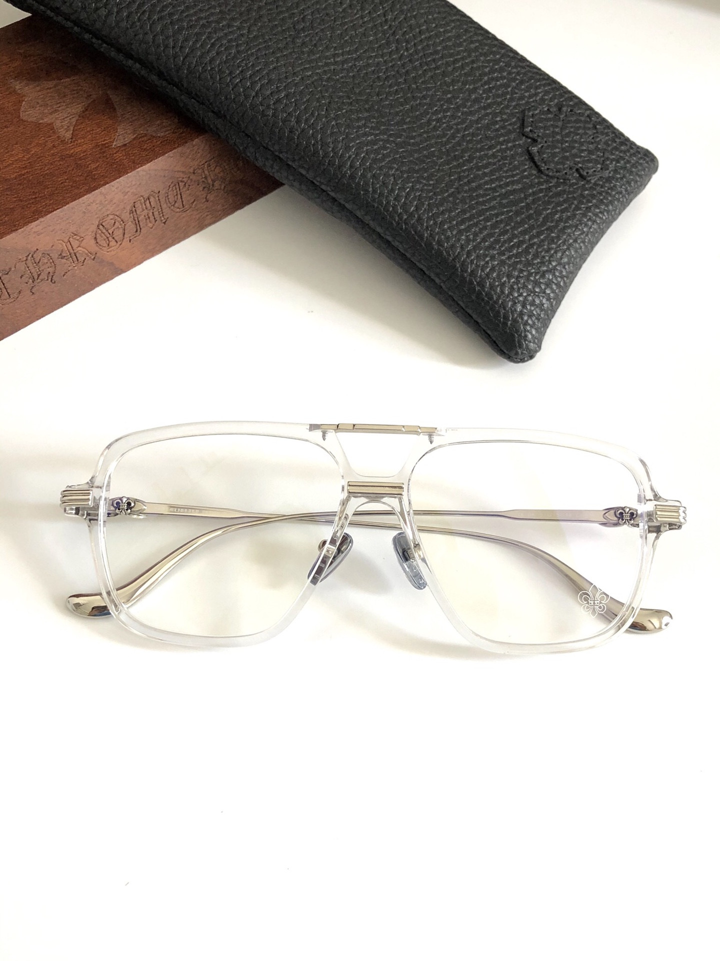 Ch*0me He**ts Glasses CH8182 57-15-148