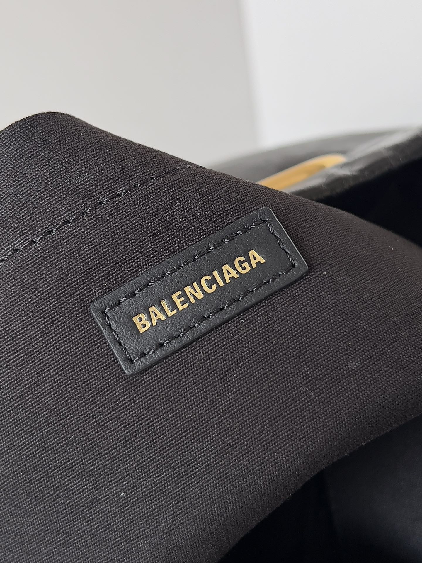 Ba1en*iaga Monaco Chain Bag Large 43.5x32x23cm