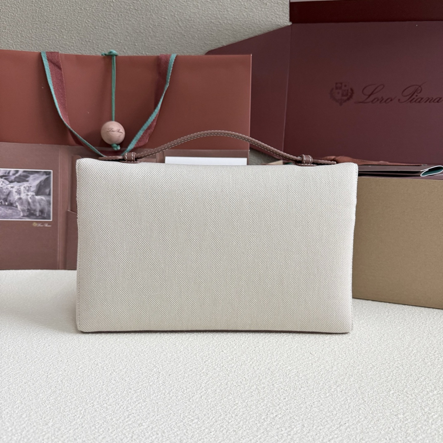 L0r0 P1ana Extra pouch L29 29x18x5cm
