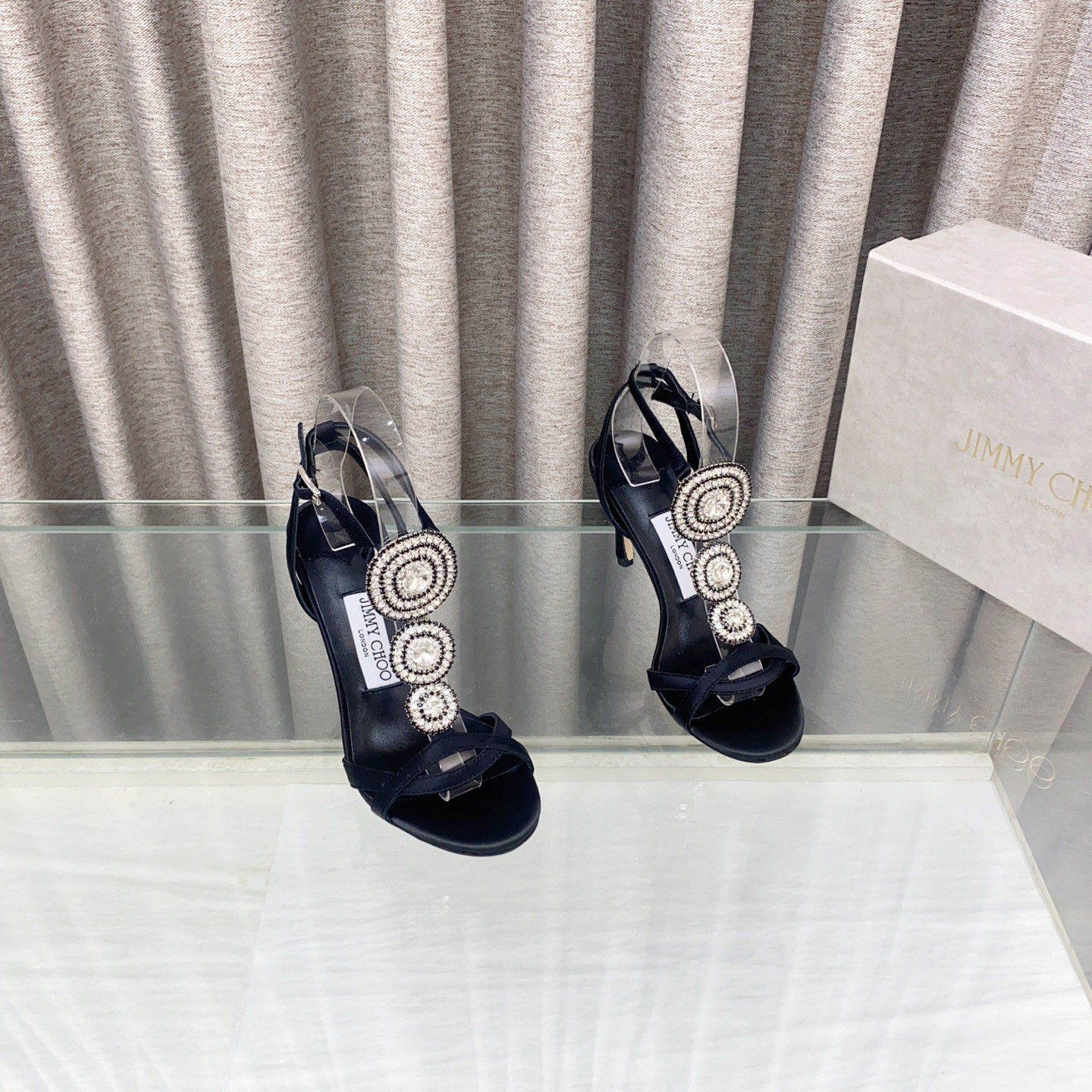 UA J1m*y Ch00 Sandals 8.5cm