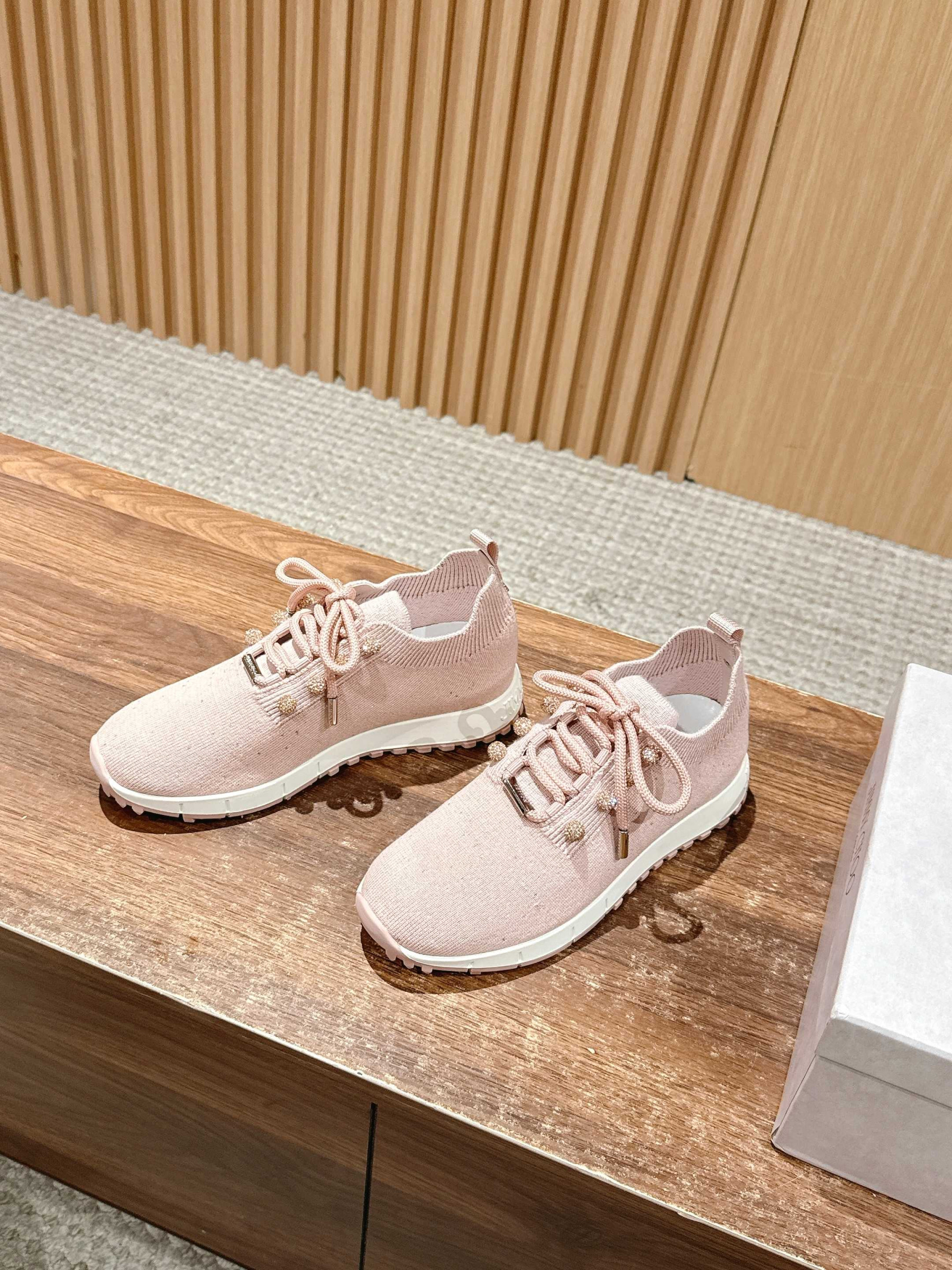 UA J1m*y Ch00 Casual Sneakers