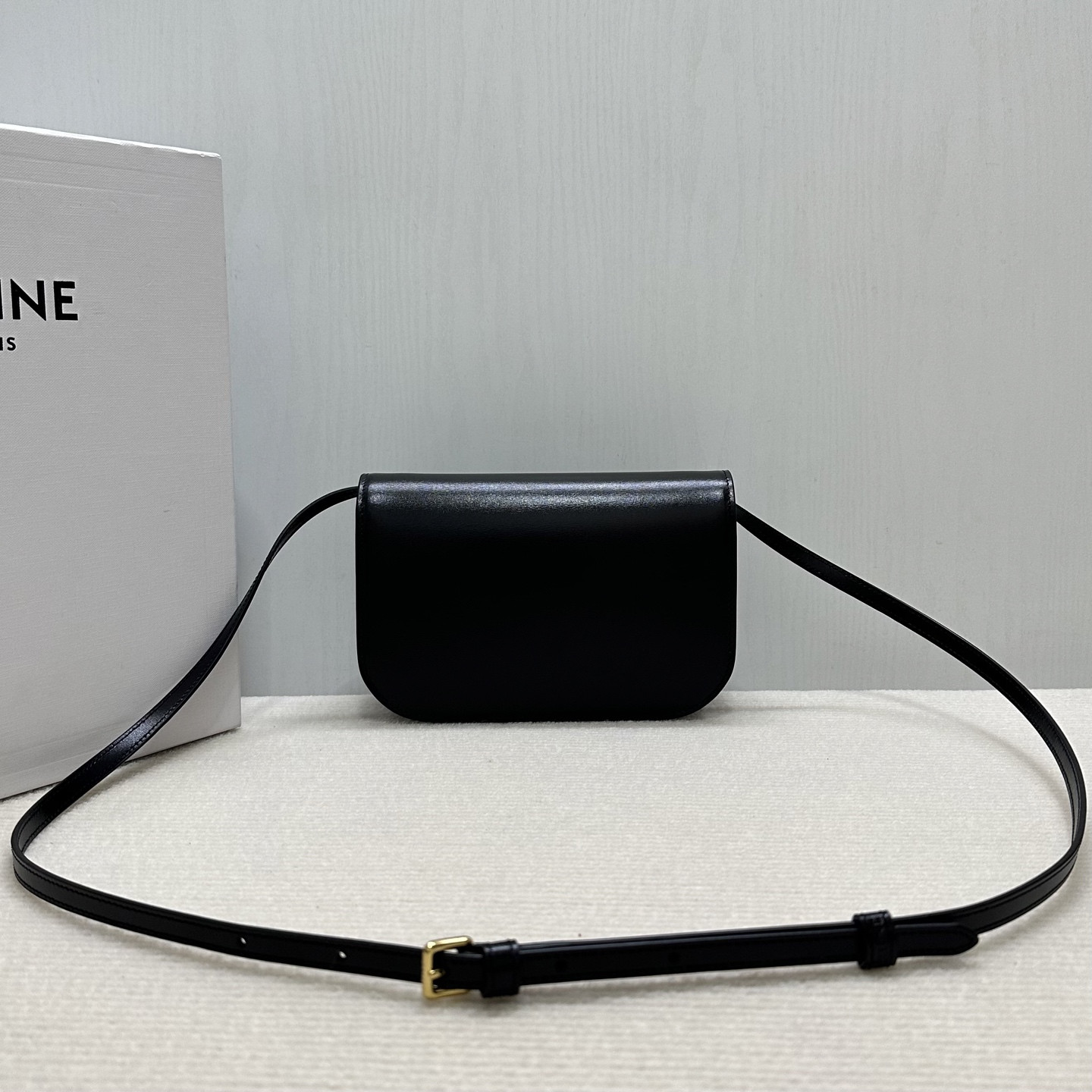 Ce1i*e DUO WALLET ON STRAP IN Shiny calfskin 20x13x6cm