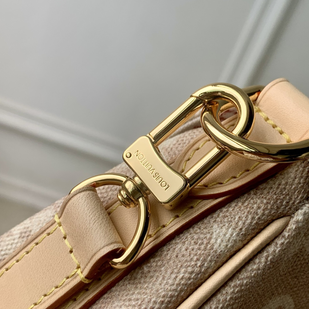 LV Escape M15134 30x21x7cm