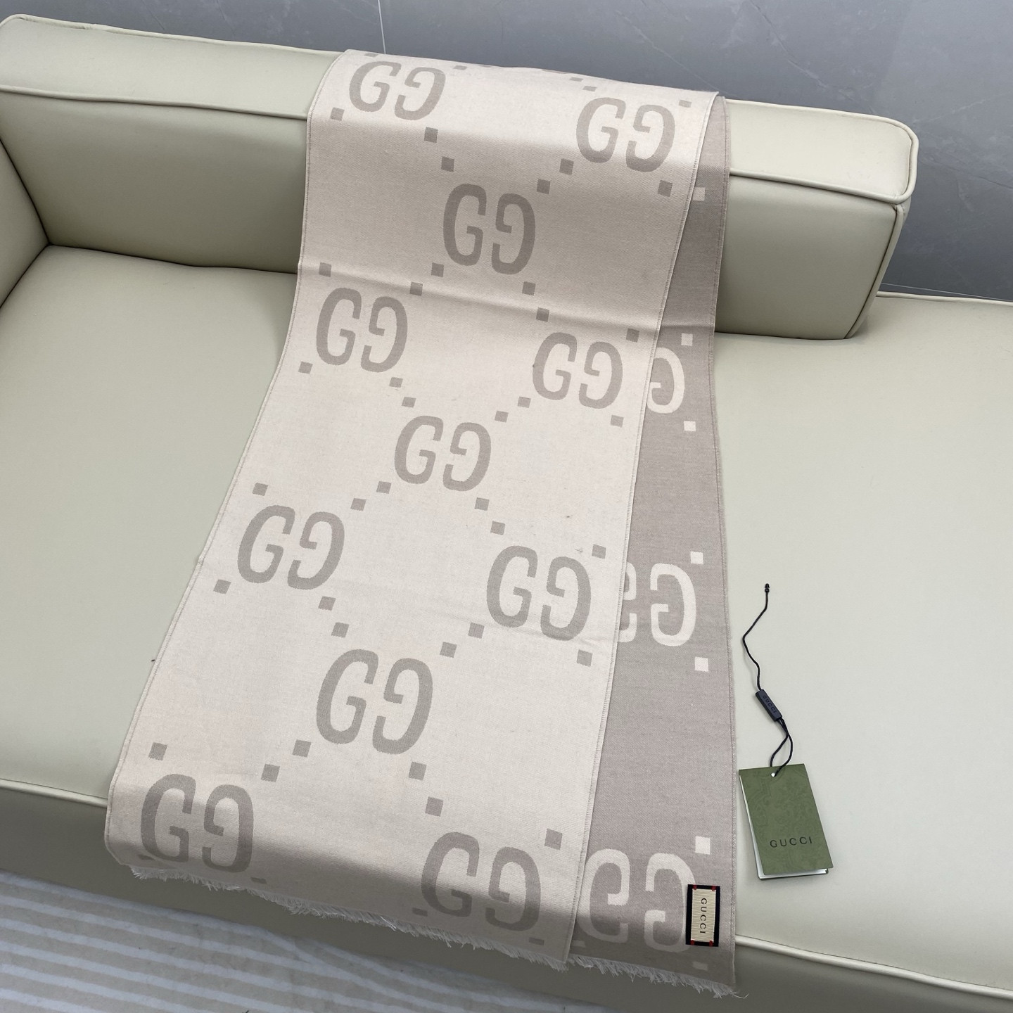 Gvc*1 scarf 190x35cm