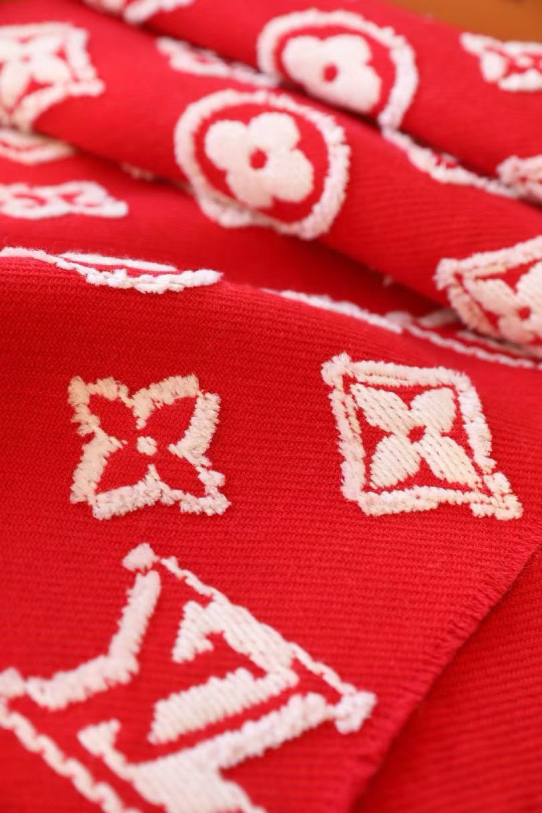 l0vis Vvtt0n scarf 34x220cm